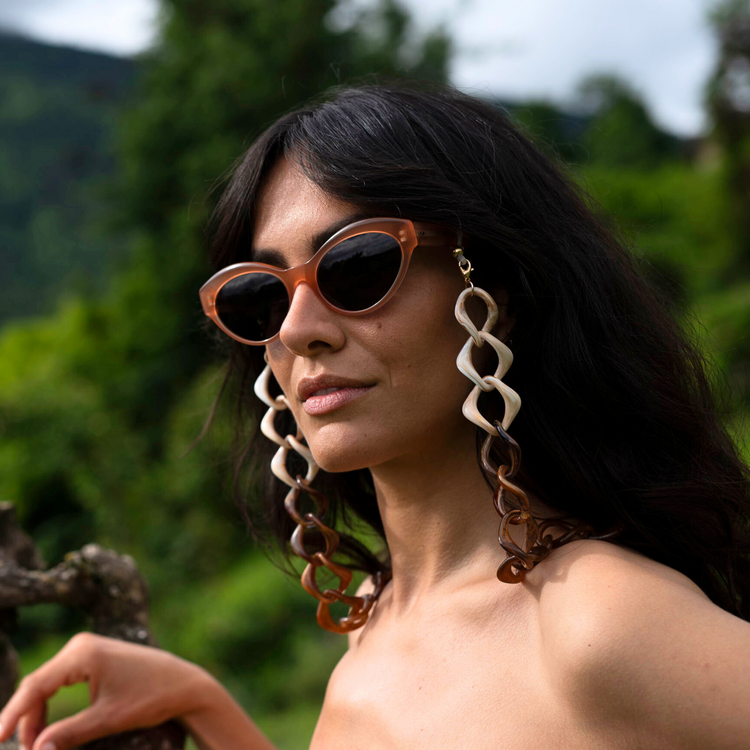 Amore Italia VITA eyewear chain