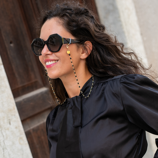 CORA glasses chain