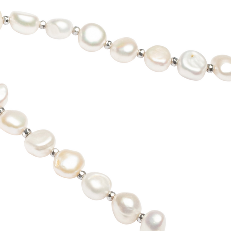 Elements Pearl Glasses Chain - Classic White Colour Close Up Of Pearls| Pearls & Gems Glasses Chains | Coti